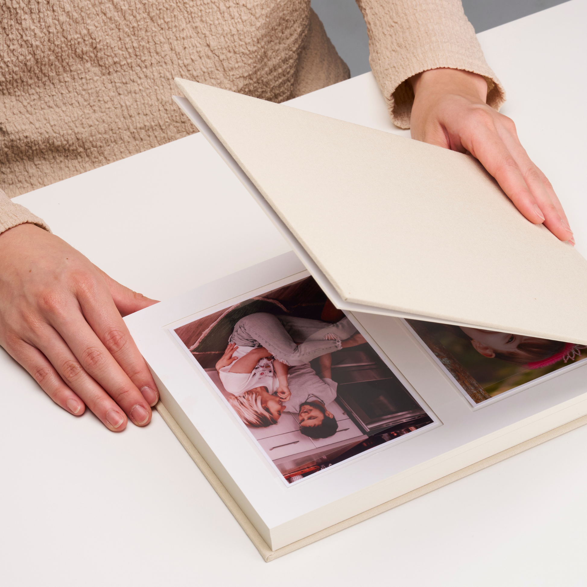 Vertical 4×6 Album for EJ Away with a personalized printed note